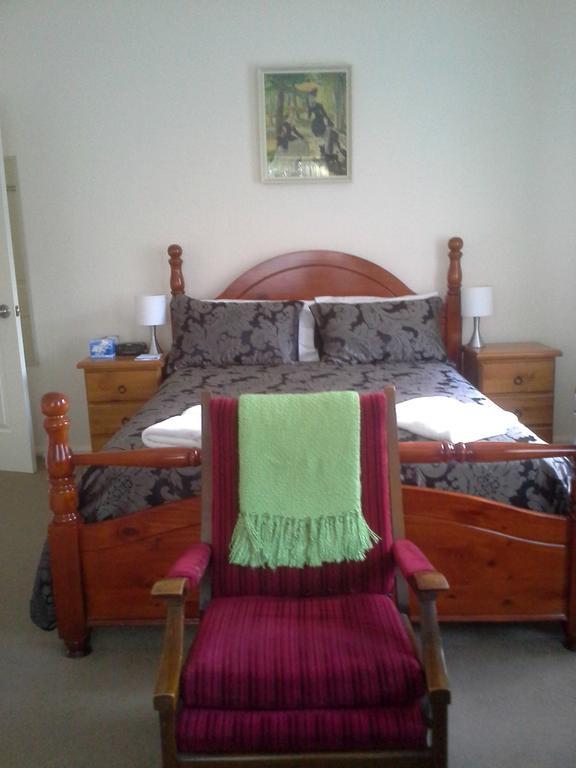 Gloucester On Avon Bed And Breakfast ห้อง รูปภาพ